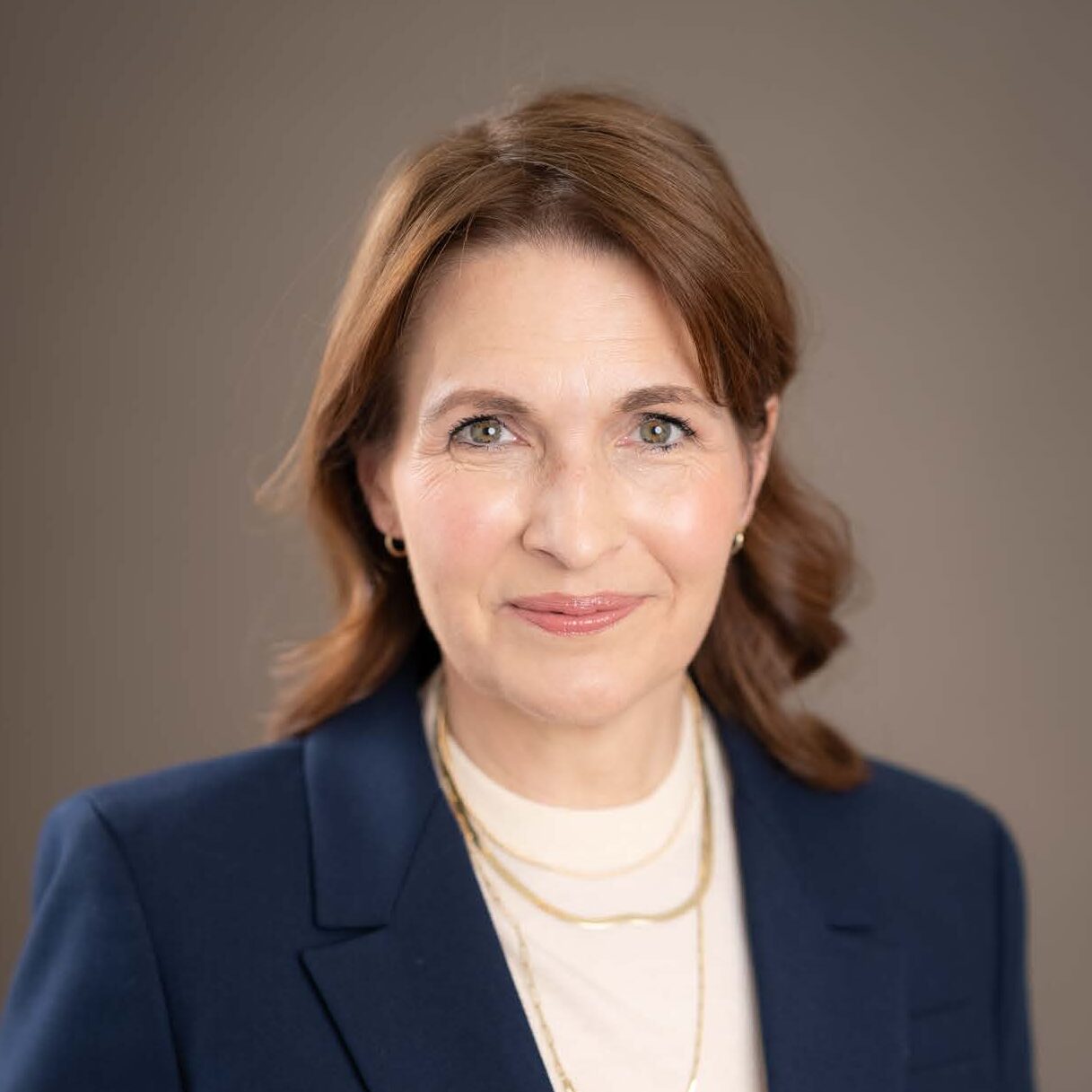 NEW RESOURCE — THE JOURNEY TO FAMILY ENTERPRISE SUCCESSION: 5 STEPS FROM INTENTION TO ACTION 1 June2025 StacyAllred Portrait e1773842411466