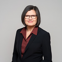 Bourn--Updated Headshot 2026_888